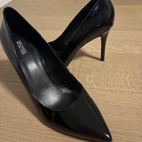MICHAEL KORS Black Patent Stilleto - Size 10 - Picture 2 of 3